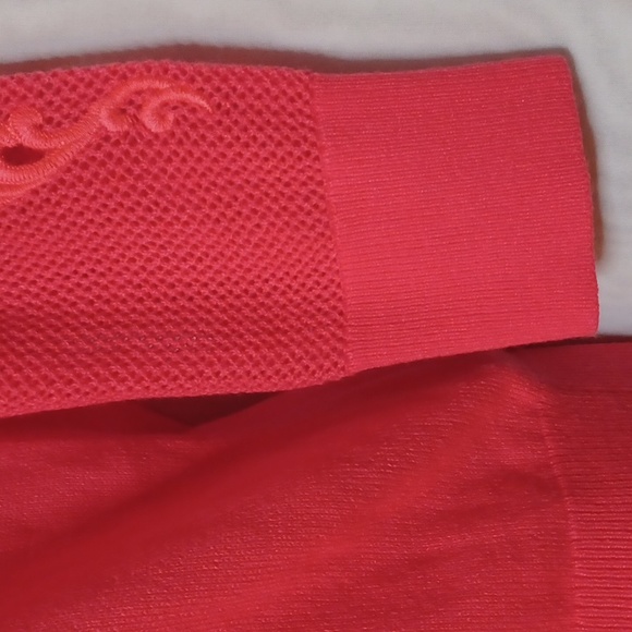 TED BAKER London Coral Filigree Embroidery Coral Sweater. Size 2 - Picture 6 of 14